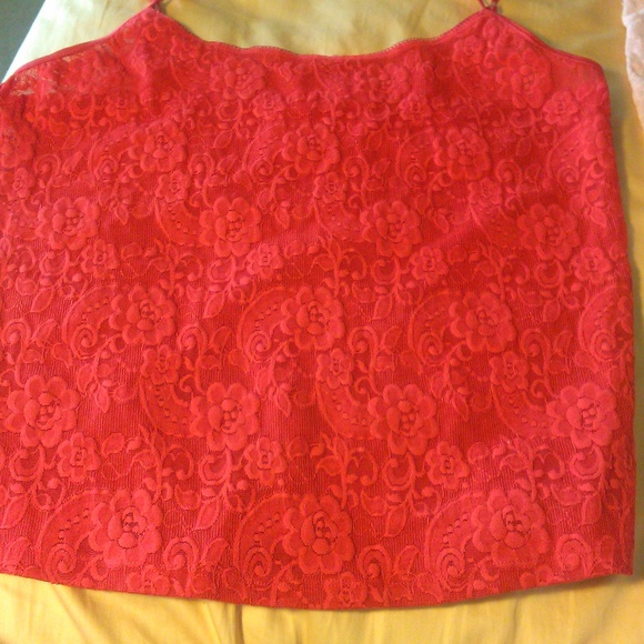3 avail. CAMISOLES LADIES SELLING 3 ( WHITE, RED , LIGHT PINK) SZ. LG - Picture 3 of 6